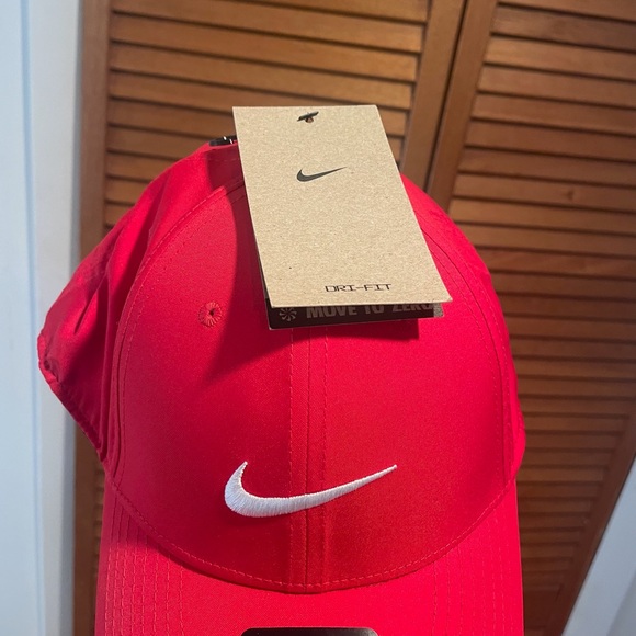 Nike Dri-Fit Unisex Adult Legacy91 Tech Red Athletic Golf Hat 1 Size NWT - Picture 3 of 7